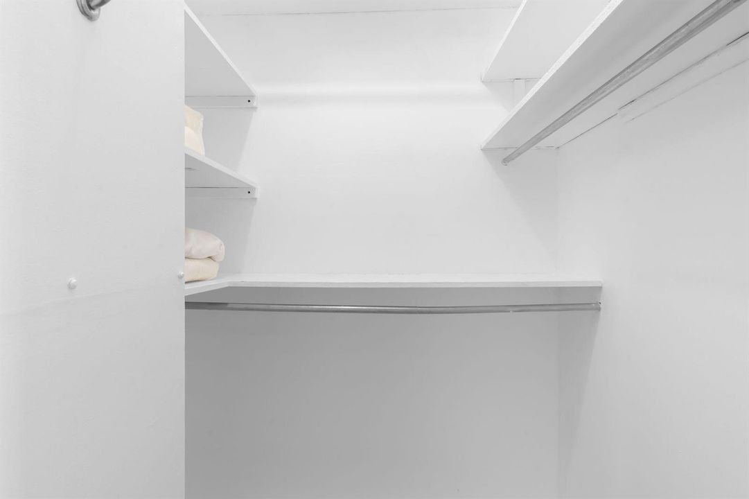 18-web-or-mls-1600 S Ocean Dr PHC, Holly