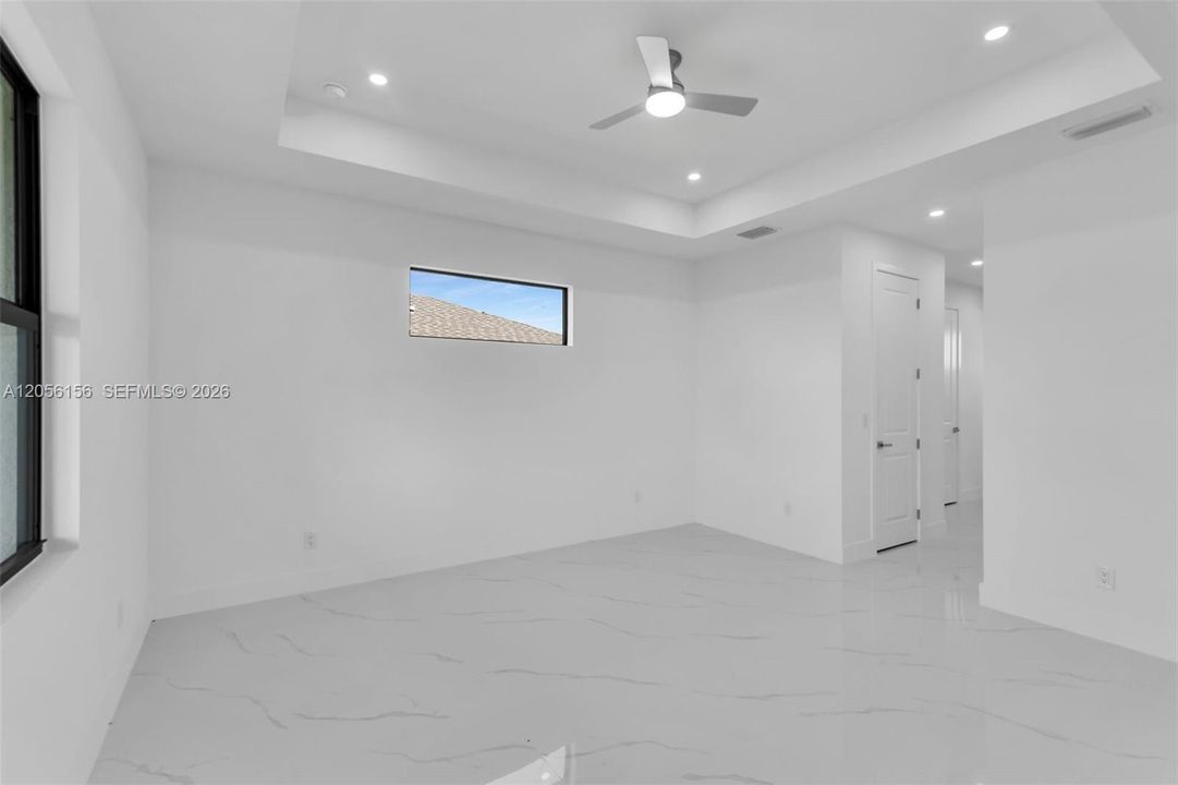 На продажу: $449,000 (4 спален, 3 ванн, 0 Квадратных фут)