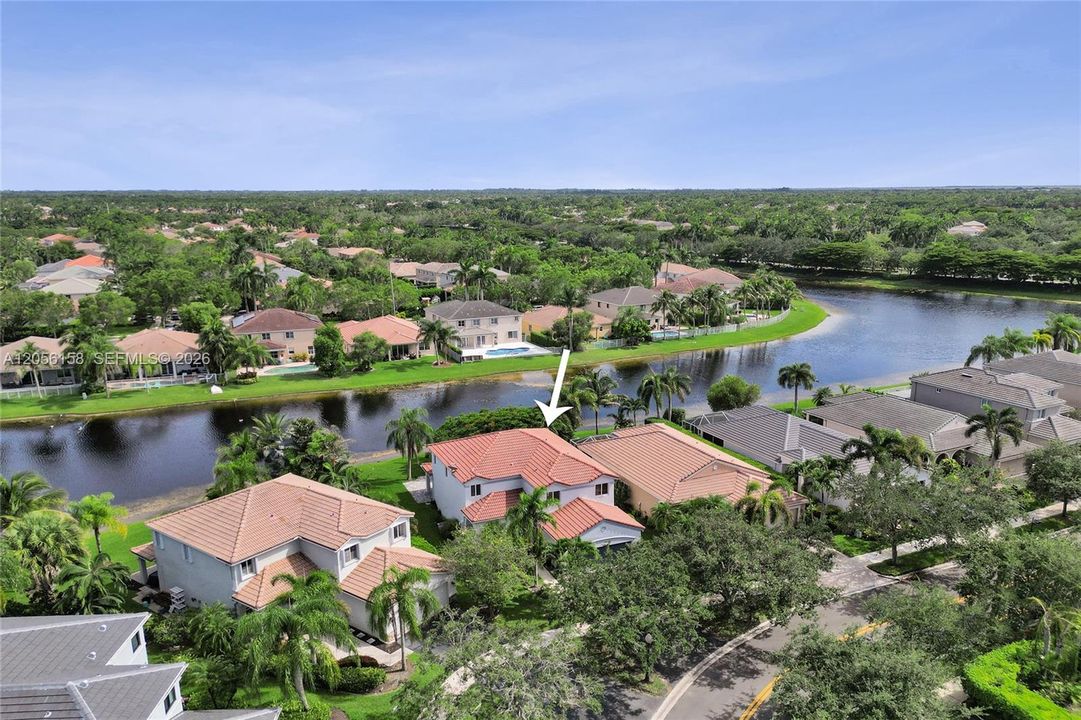 En Venta: $1,088,000 (5 camas, 3 baños, 2480 Pies cuadrados)