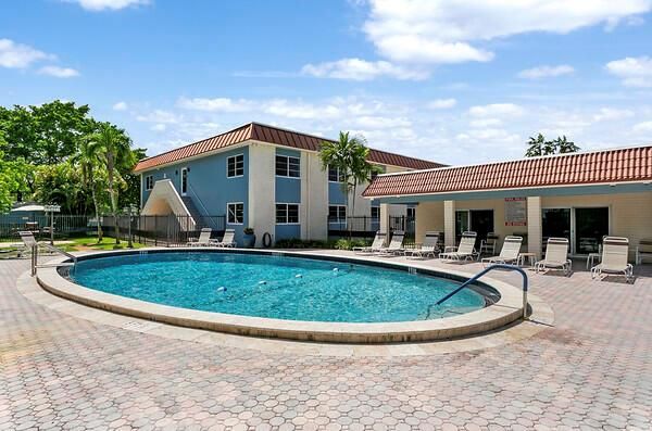 Pool Clubhouse