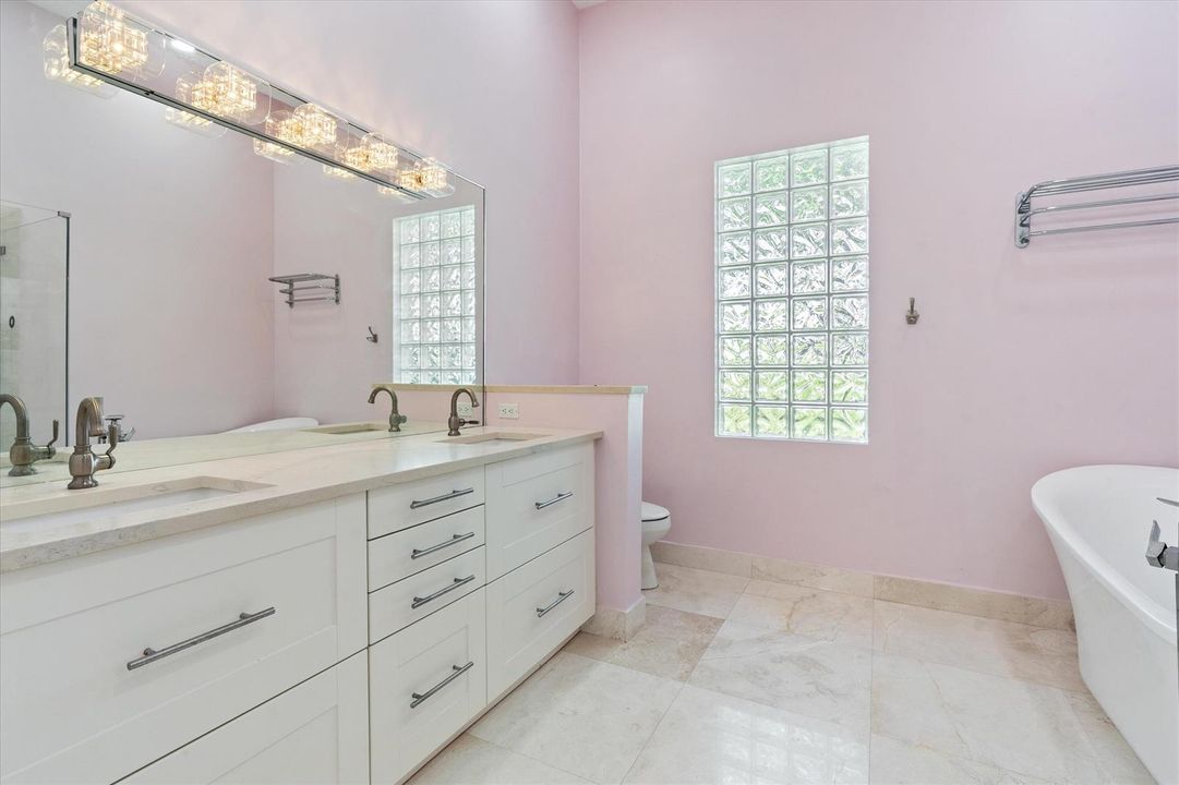 18-17167 Bermuda Village Drive Boca Rato
