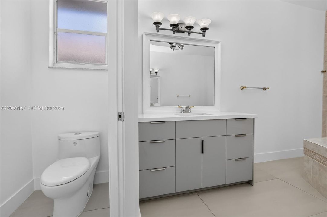На продажу: $989,900 (6 спален, 4 ванн, 2830 Квадратных фут)