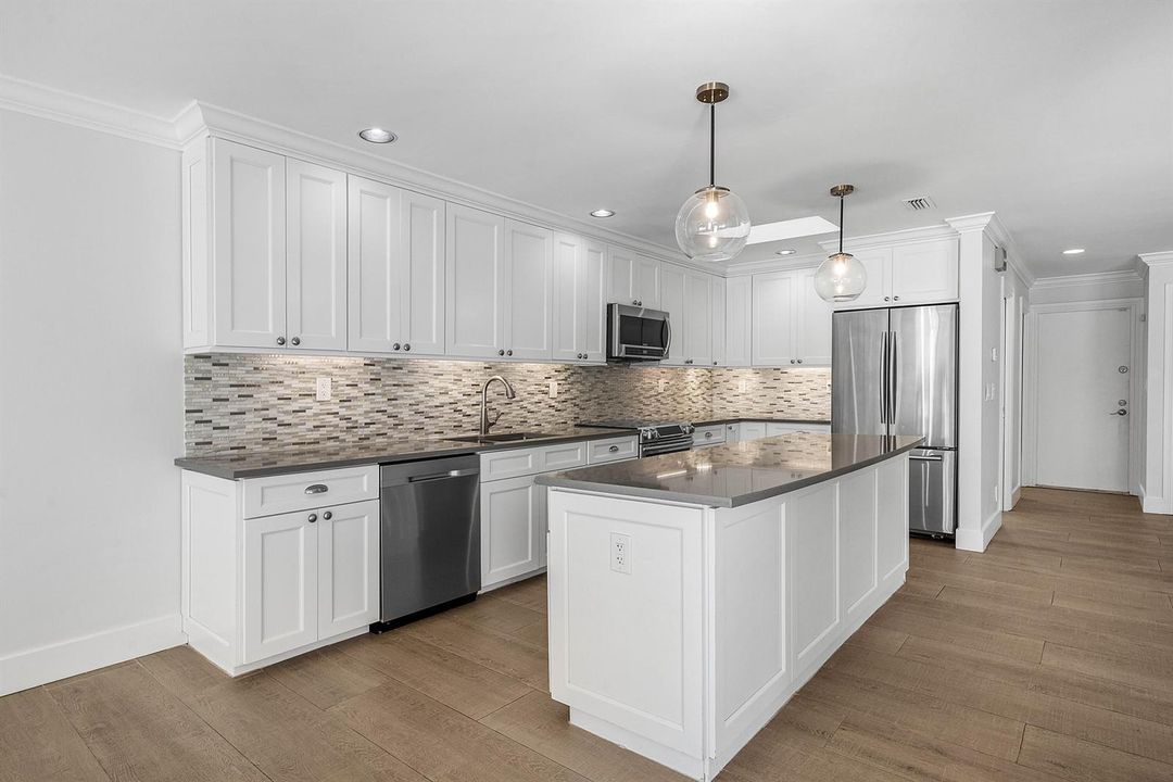 013-5854PinebrookDrive-BocaRaton-FL-3343