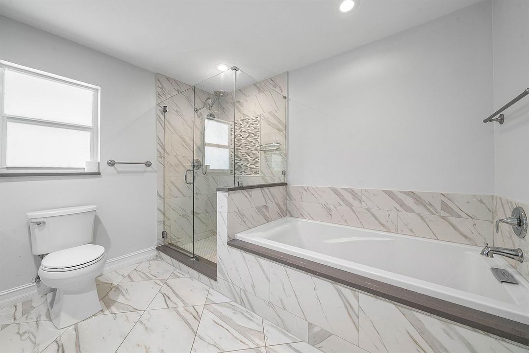 027-5854PinebrookDrive-BocaRaton-FL-3343