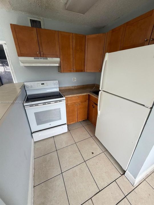 For Rent: $1,400 (1 beds, 1 baths, 508 Square Feet)