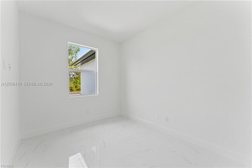 En Venta: $314,900 (3 camas, 2 baños, 1630 Pies cuadrados)