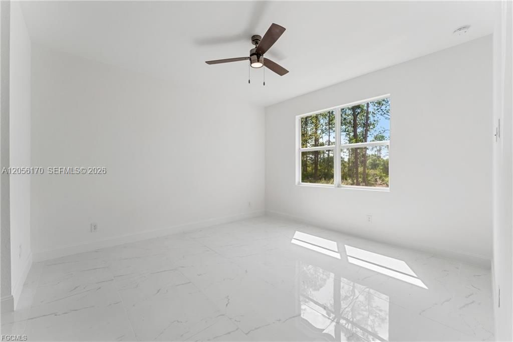 En Venta: $314,900 (3 camas, 2 baños, 1630 Pies cuadrados)