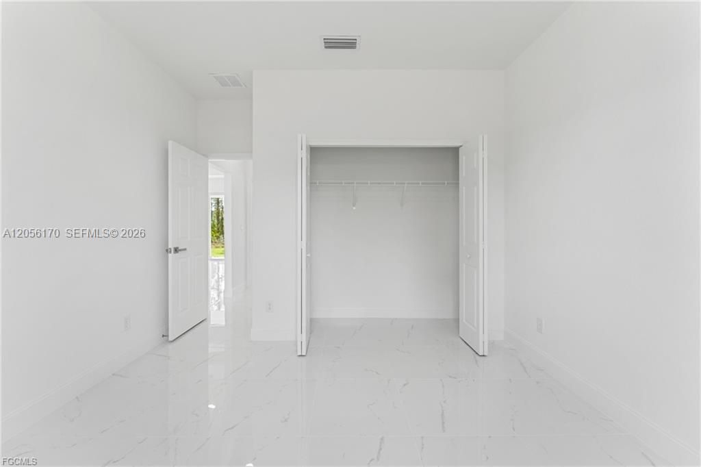 En Venta: $314,900 (3 camas, 2 baños, 1630 Pies cuadrados)