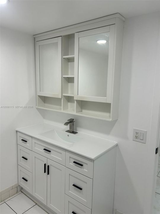 For Rent: $2,150 (2 beds, 2 baths, 960 Square Feet)