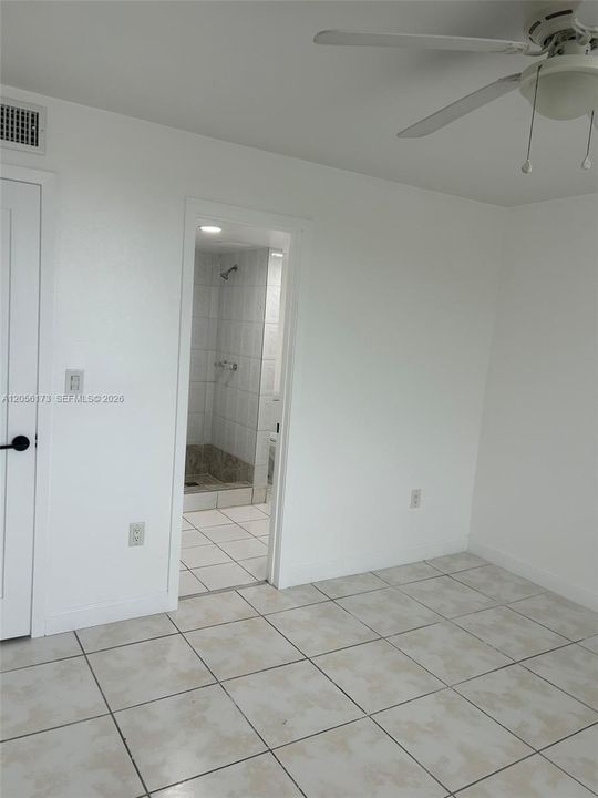 For Rent: $2,150 (2 beds, 2 baths, 960 Square Feet)