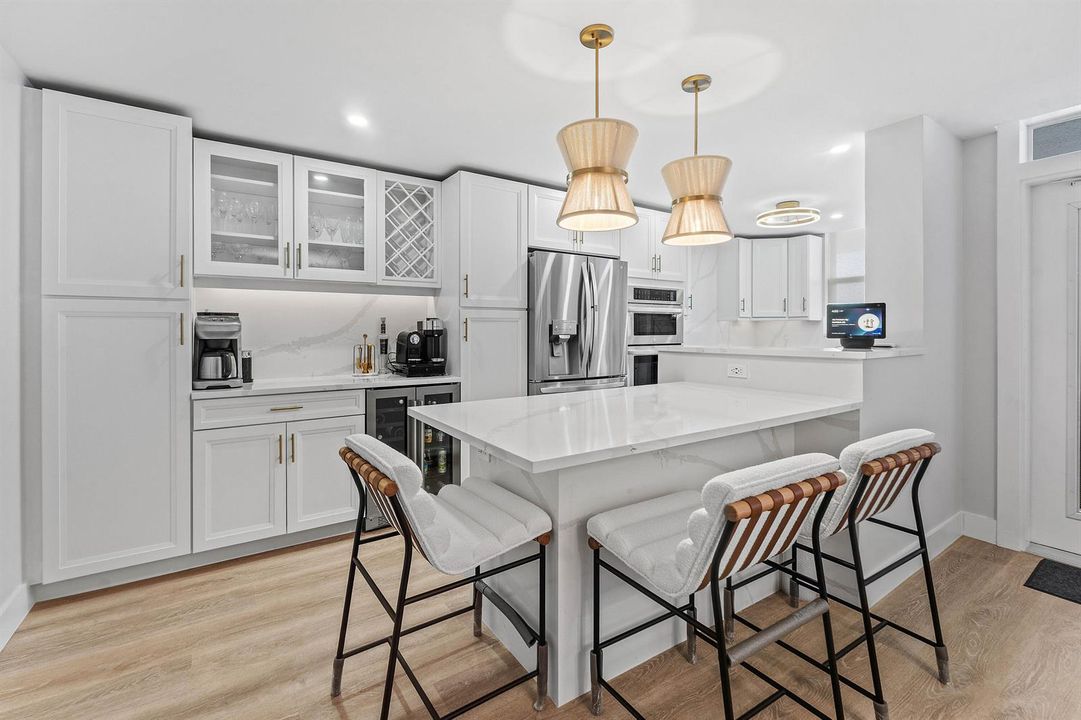108 Paradise Harbour Boulevard 502