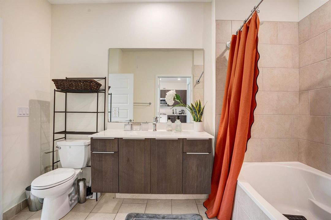 4725-Northwest-85th-Ave-43-Doral-FL-3316