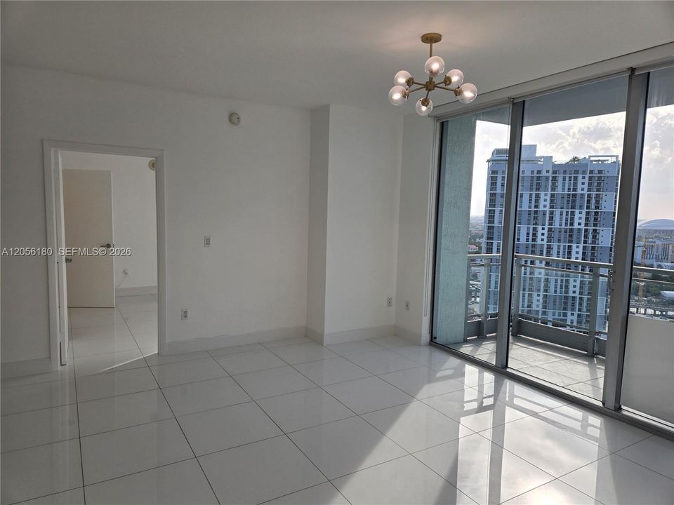 For Rent: $3,900 (2 beds, 2 baths, 1079 Square Feet)