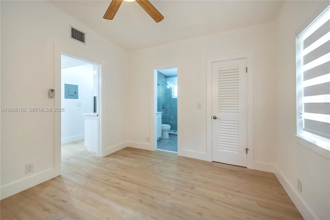 В аренду: $2,750 (2 спален, 2 ванн, 850 Квадратных фут)