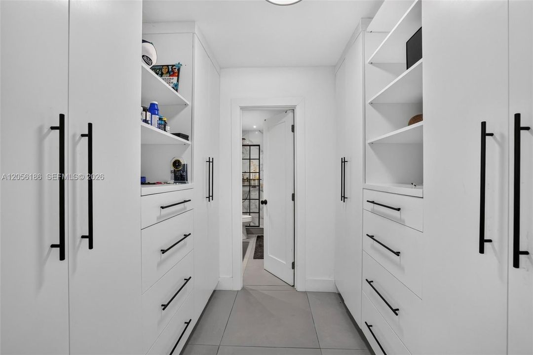 En Venta: $2,000,000 (3 camas, 2 baños, 1663 Pies cuadrados)