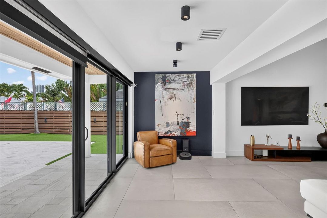En Venta: $2,000,000 (3 camas, 2 baños, 1663 Pies cuadrados)