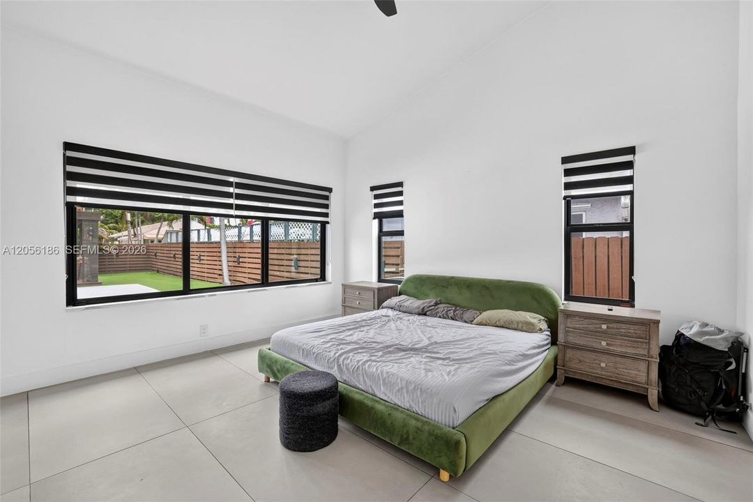 En Venta: $2,000,000 (3 camas, 2 baños, 1663 Pies cuadrados)