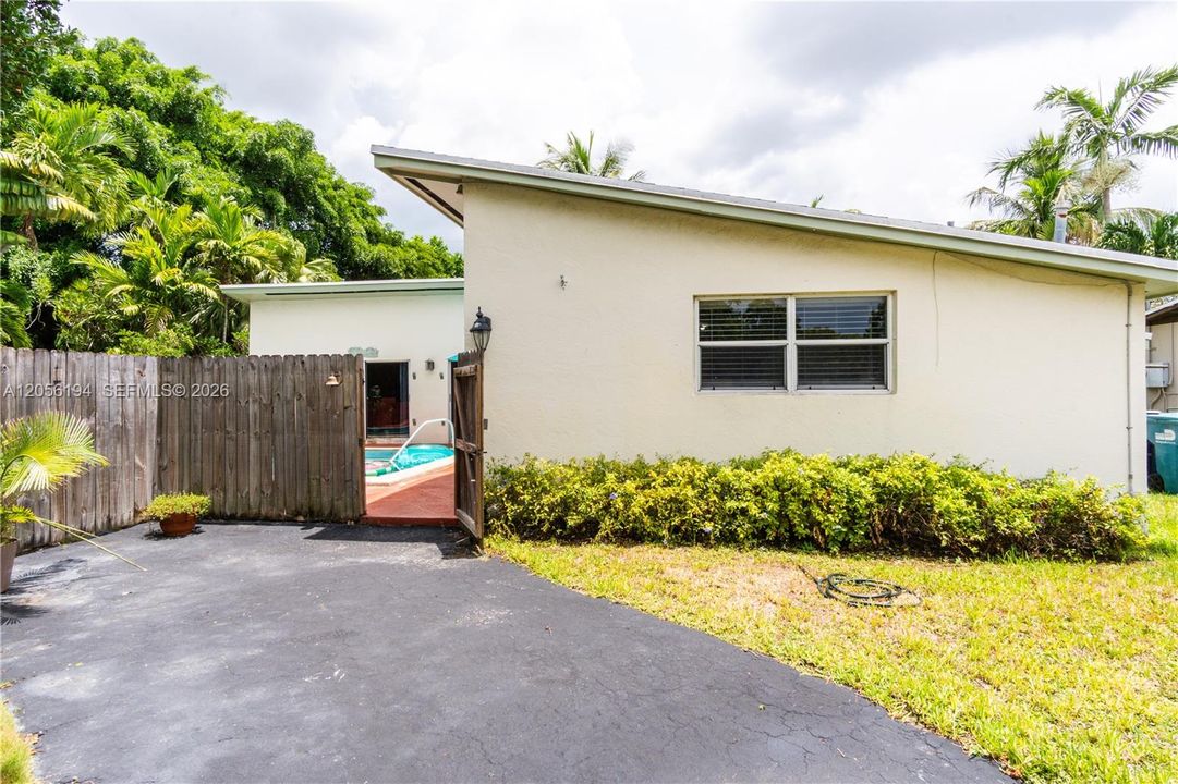En Venta: $632,000 (3 camas, 2 baños, 1547 Pies cuadrados)