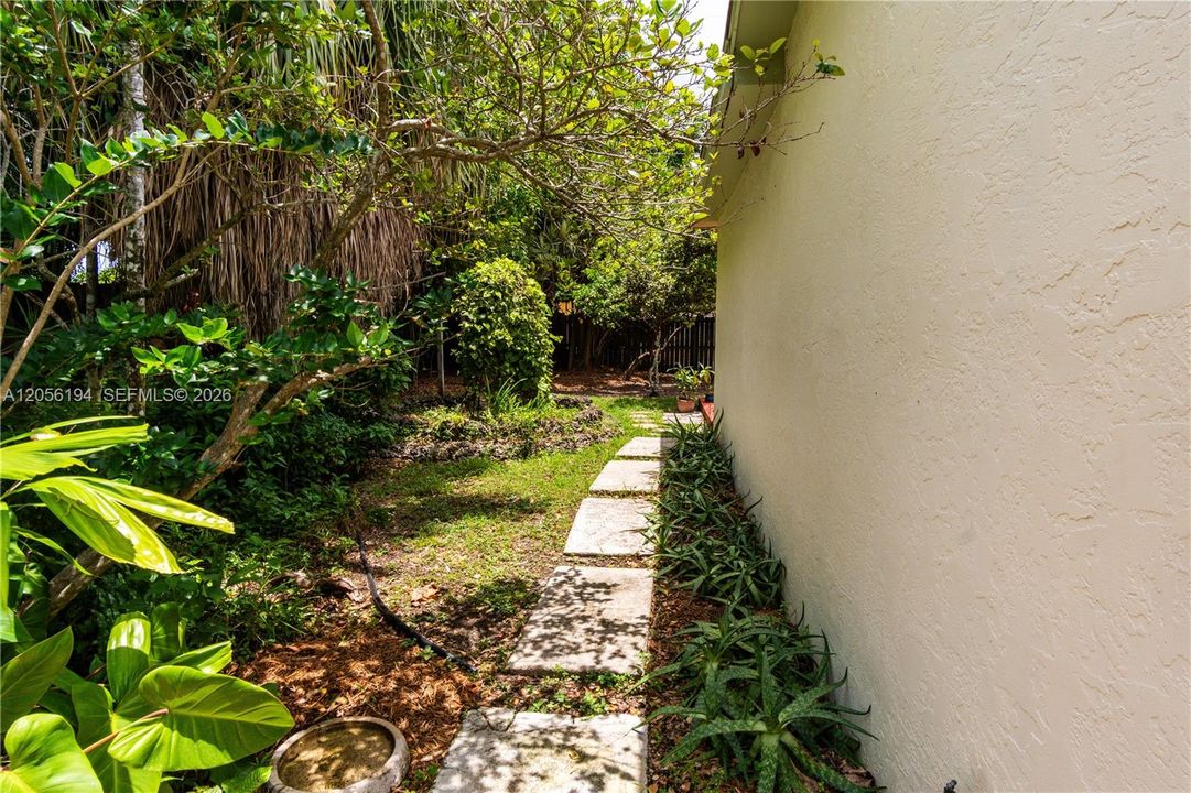 En Venta: $632,000 (3 camas, 2 baños, 1547 Pies cuadrados)