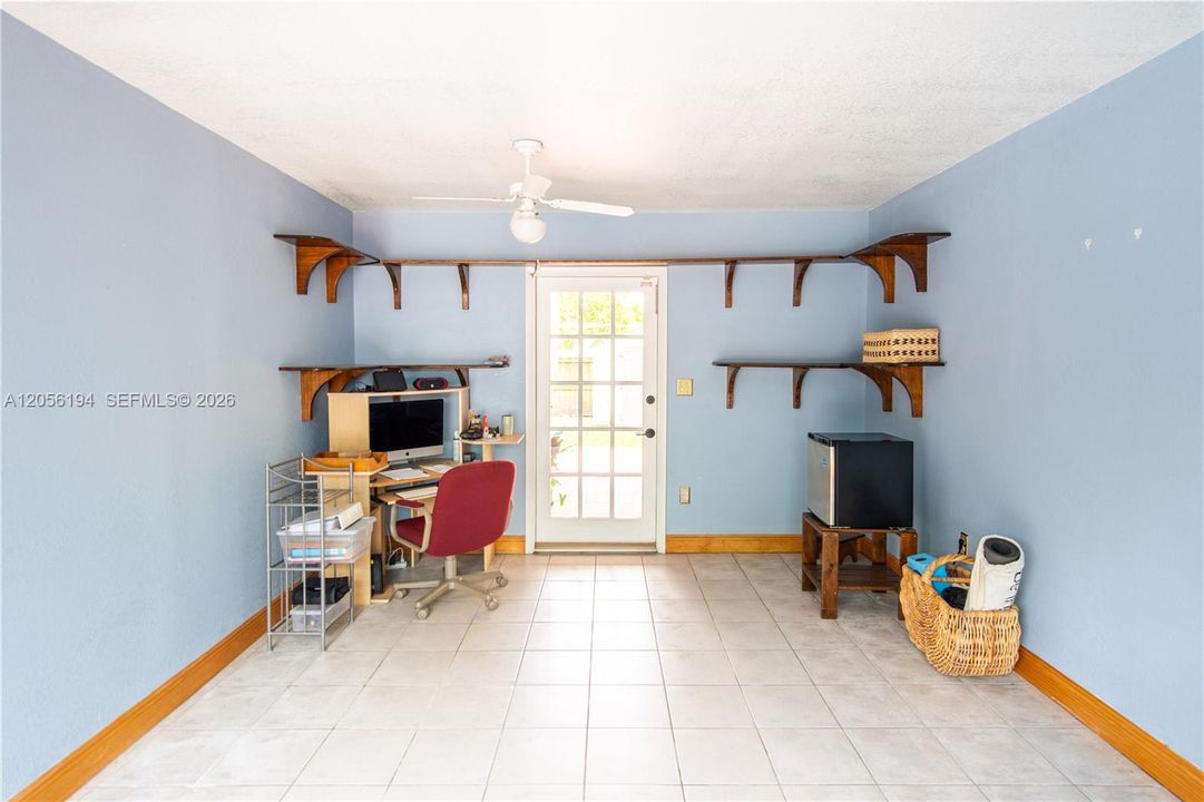 En Venta: $632,000 (3 camas, 2 baños, 1547 Pies cuadrados)