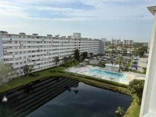На продажу: $159,000 (1 спален, 1 ванн, 1036 Квадратных фут)