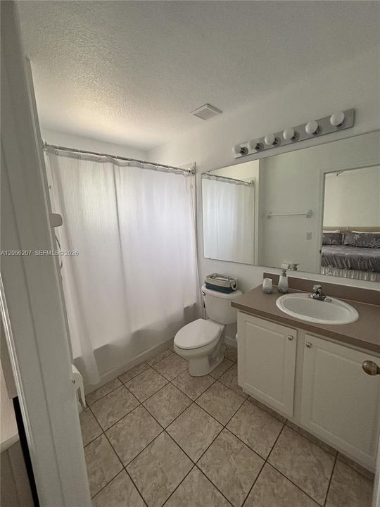 В аренду: $2,300 (3 спален, 2 ванн, 0 Квадратных фут)