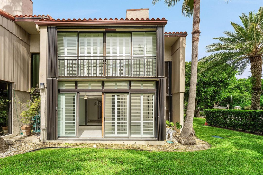 041-3908SouthOceanBoulevard-Townhouse1-H
