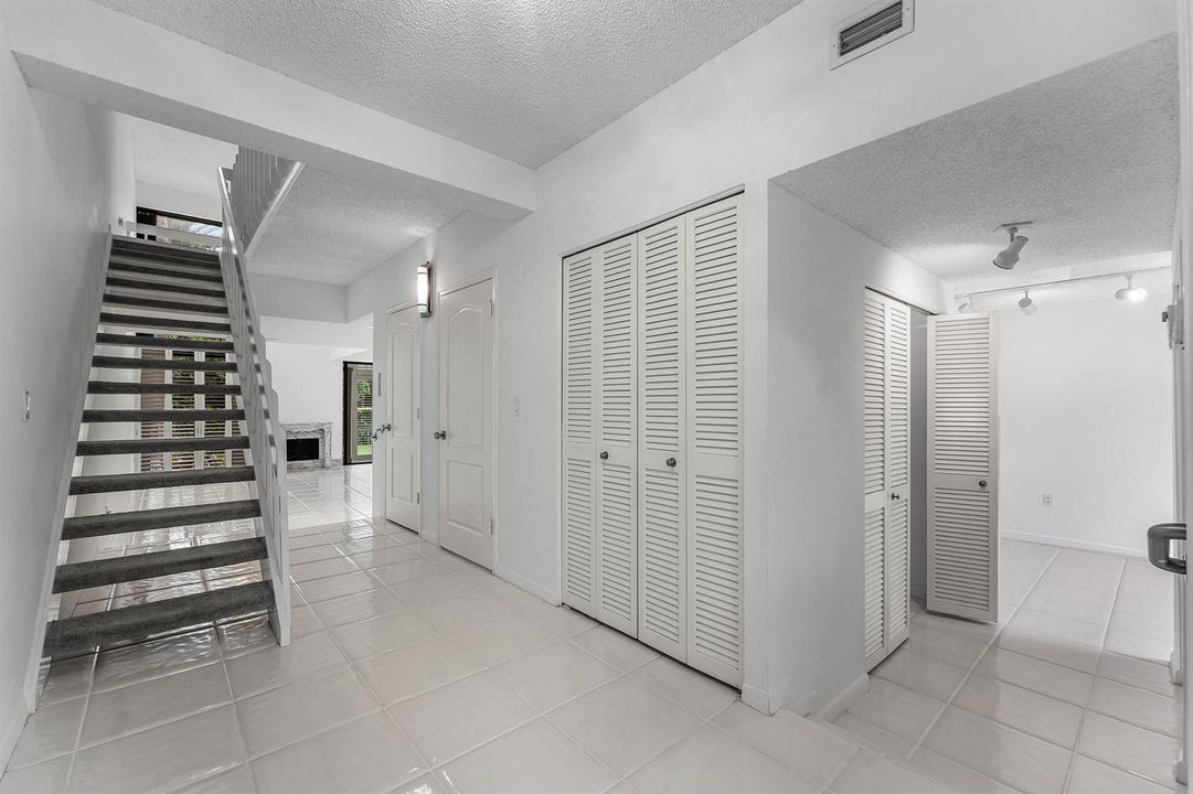006-3908SouthOceanBoulevard-Townhouse1-H