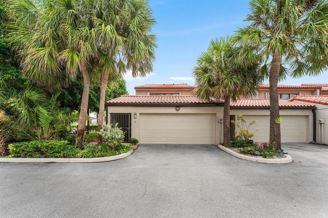 001-3908SouthOceanBoulevard-Townhouse1-H