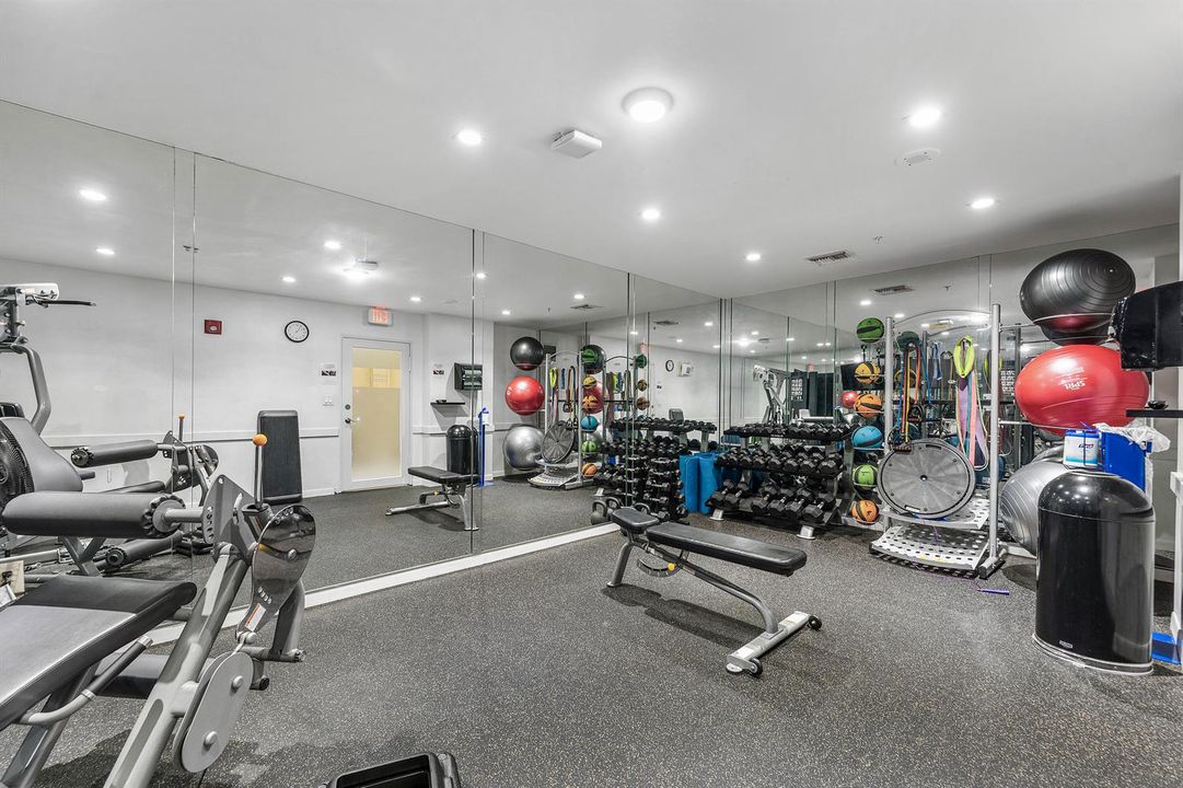 052-3908SouthOceanBoulevard-Townhouse1-H