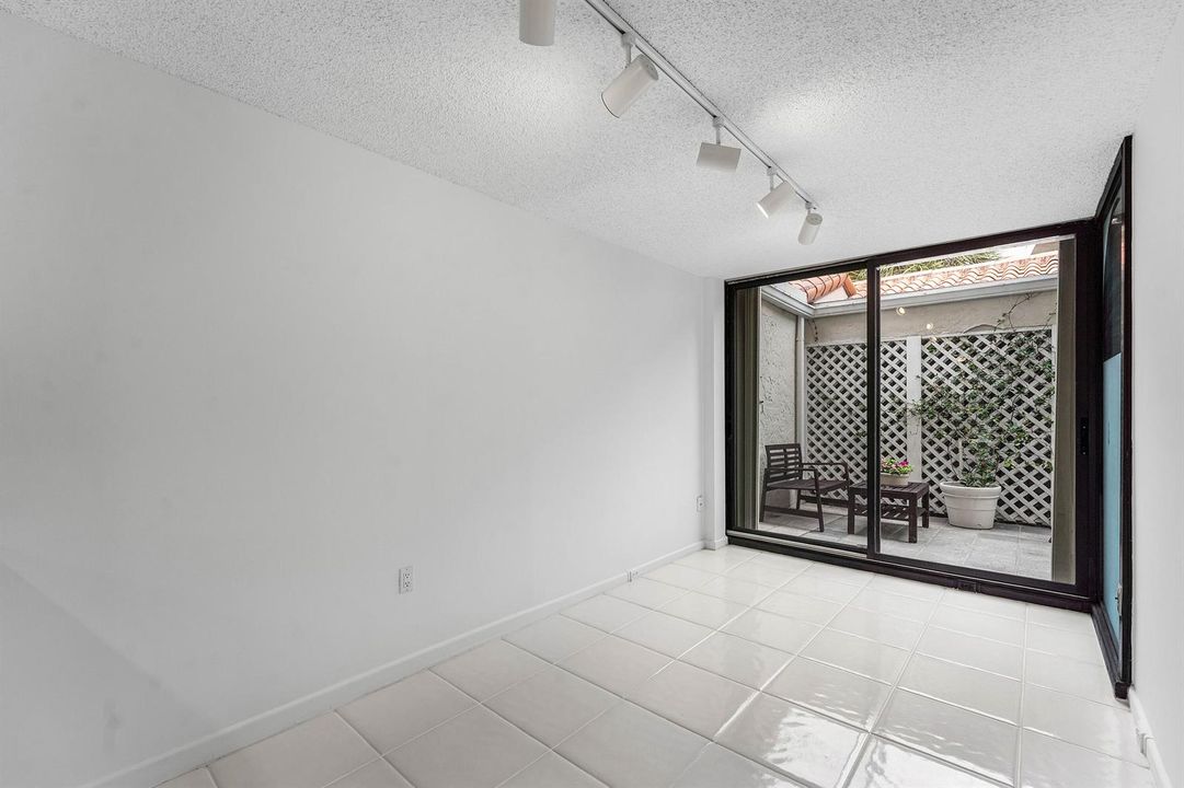 019-3908SouthOceanBoulevard-Townhouse1-H