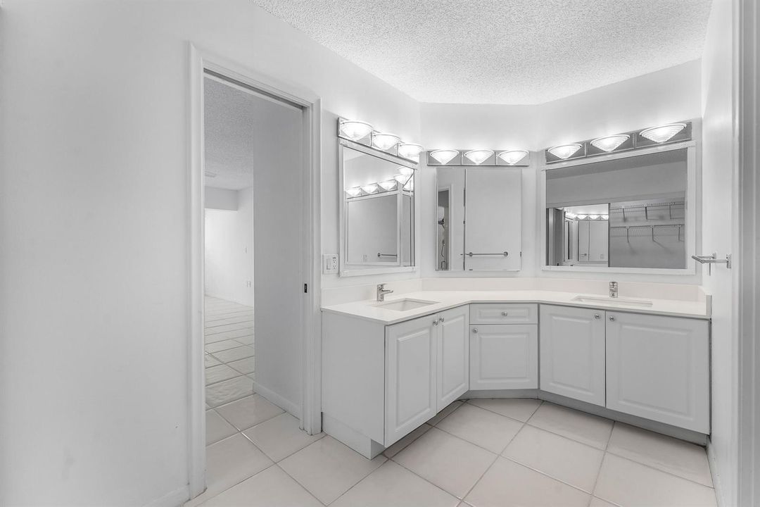 027-3908SouthOceanBoulevard-Townhouse1-H