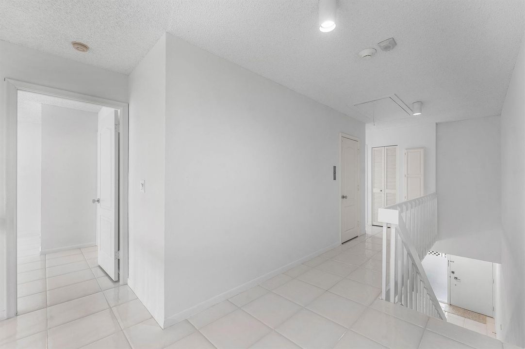 022-3908SouthOceanBoulevard-Townhouse1-H