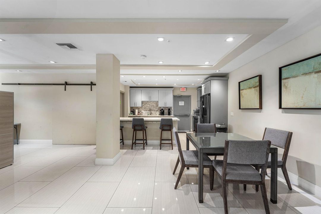 048-3908SouthOceanBoulevard-Townhouse1-H