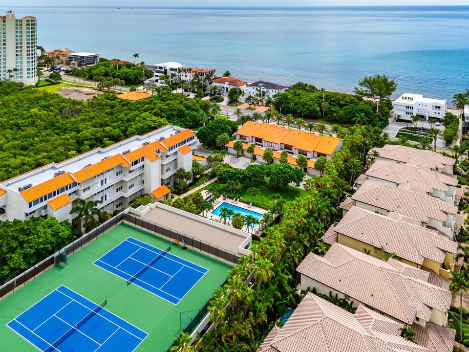 069-3908SouthOceanBoulevard-Townhouse1-H