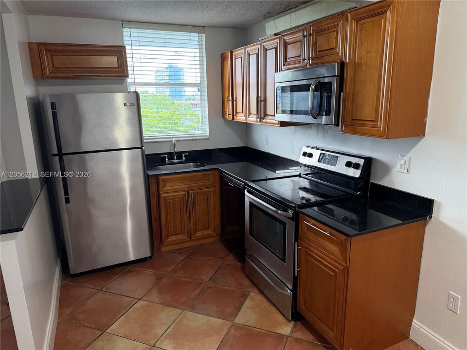 В аренду: $1,850 (1 спален, 1 ванн, 620 Квадратных фут)