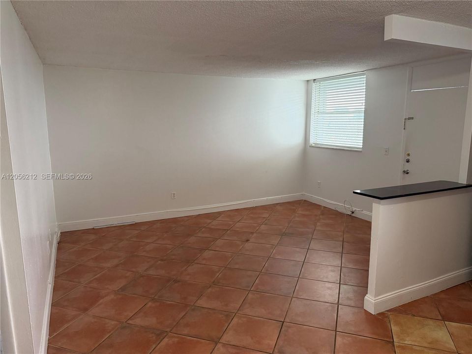 В аренду: $1,850 (1 спален, 1 ванн, 620 Квадратных фут)