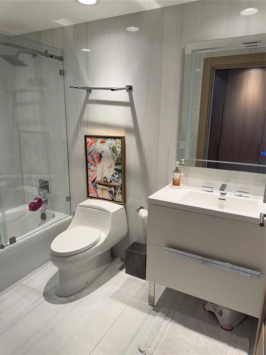 En Venta: $3,300,000 (3 camas, 3 baños, 2840 Pies cuadrados)