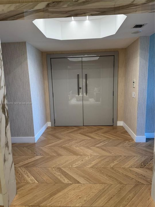 En Venta: $3,300,000 (3 camas, 3 baños, 2840 Pies cuadrados)