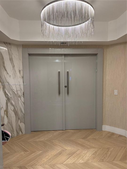 En Venta: $3,300,000 (3 camas, 3 baños, 2840 Pies cuadrados)
