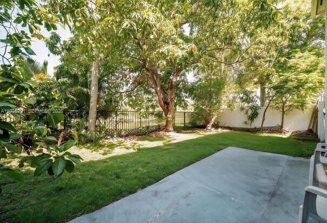 На продажу: $599,000 (4 спален, 2 ванн, 2198 Квадратных фут)