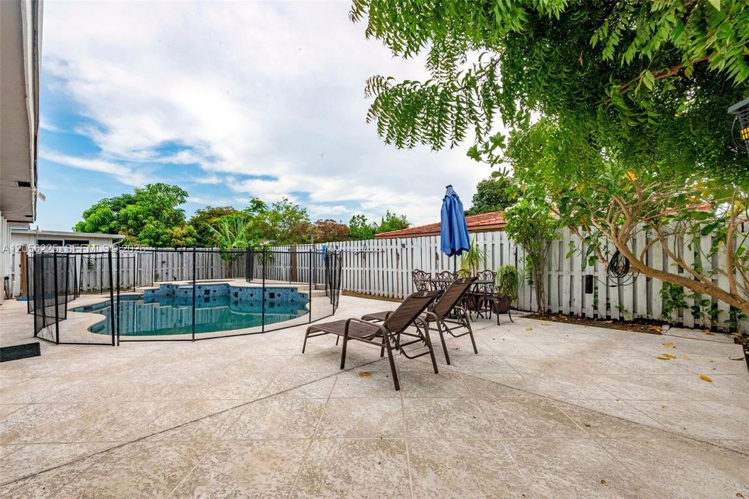 Activo con contrato: $499,900 (3 camas, 2 baños, 1475 Pies cuadrados)