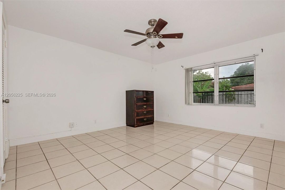 Activo con contrato: $499,900 (3 camas, 2 baños, 1475 Pies cuadrados)