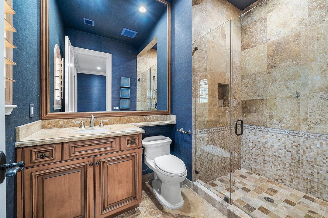 Guest bathroom2