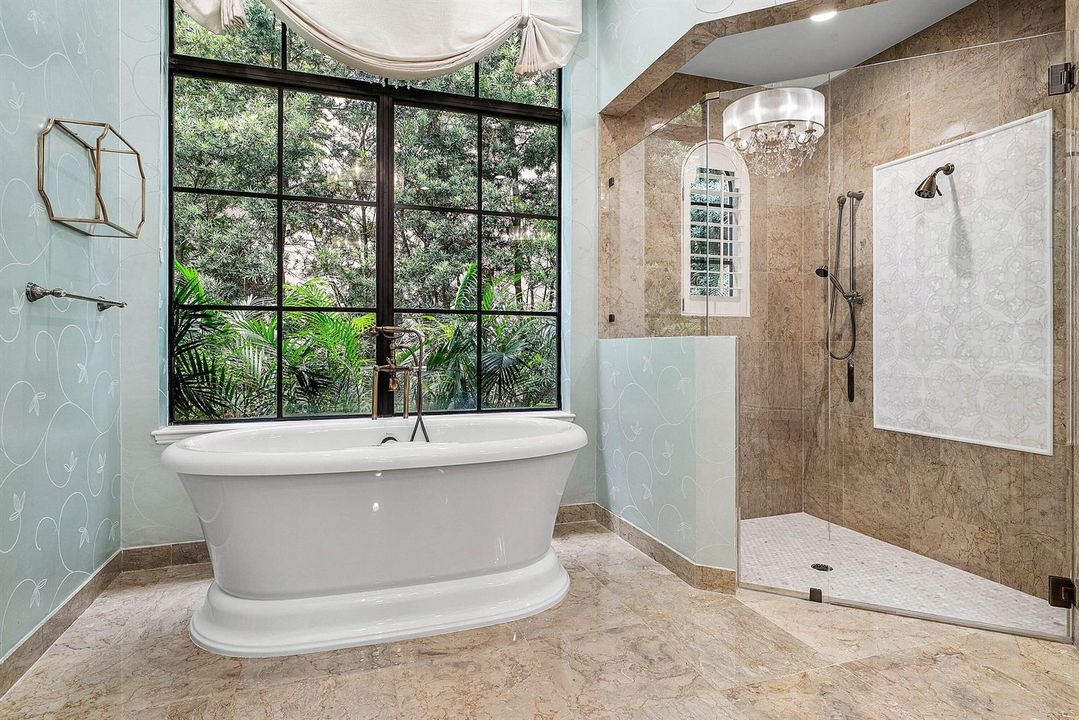 Hers Bath