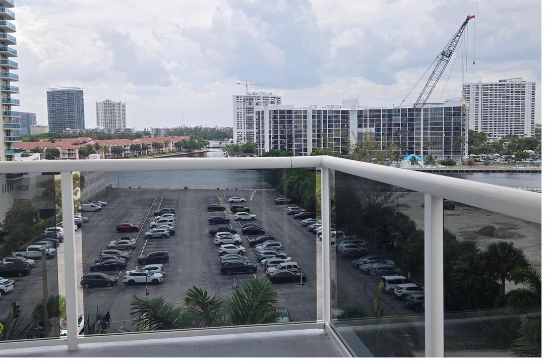 7th Floor West View