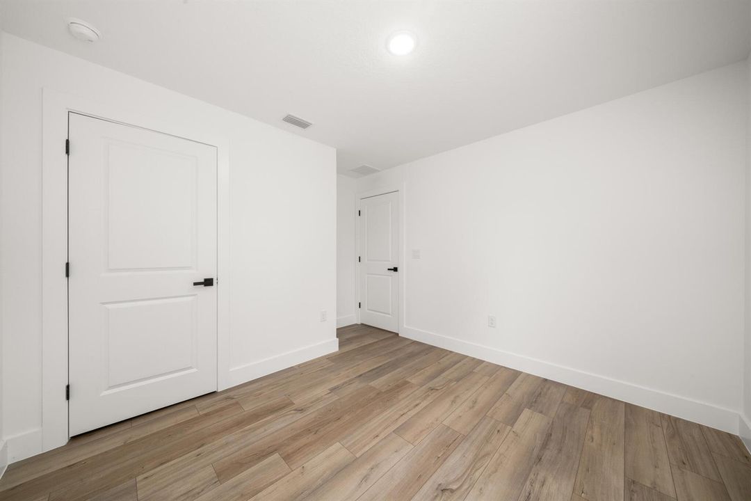 interior - second bedroom 3