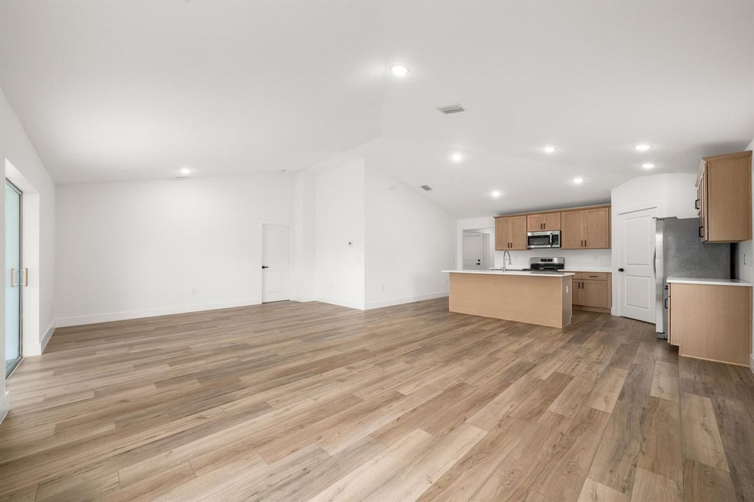 interior - living room 2