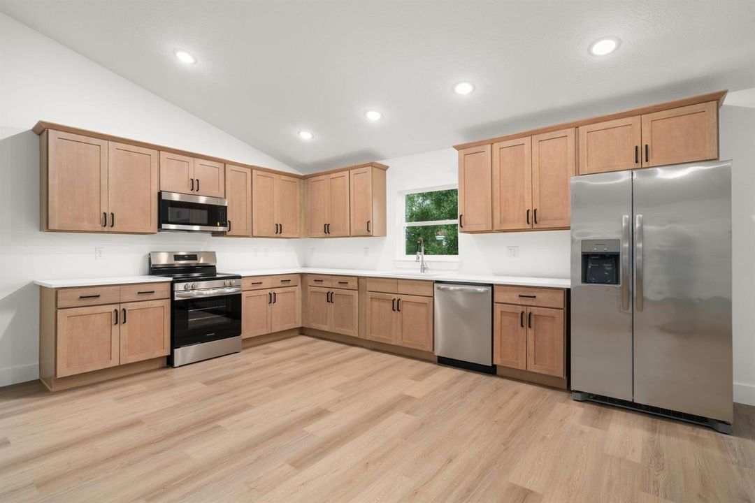 interior - kitchen 1