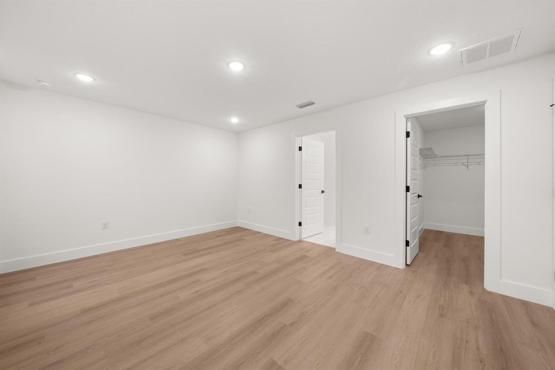 interior - master bedroom 3